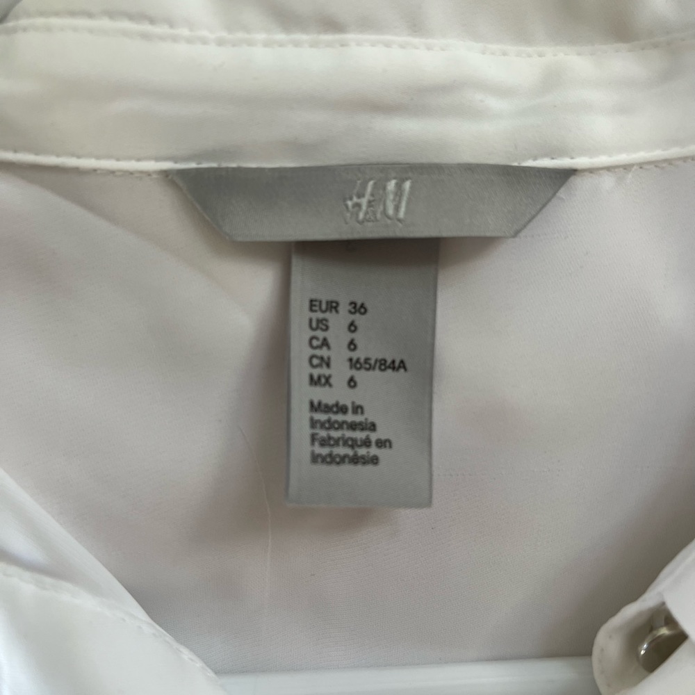 Blouse button down - Picture 2 of 2